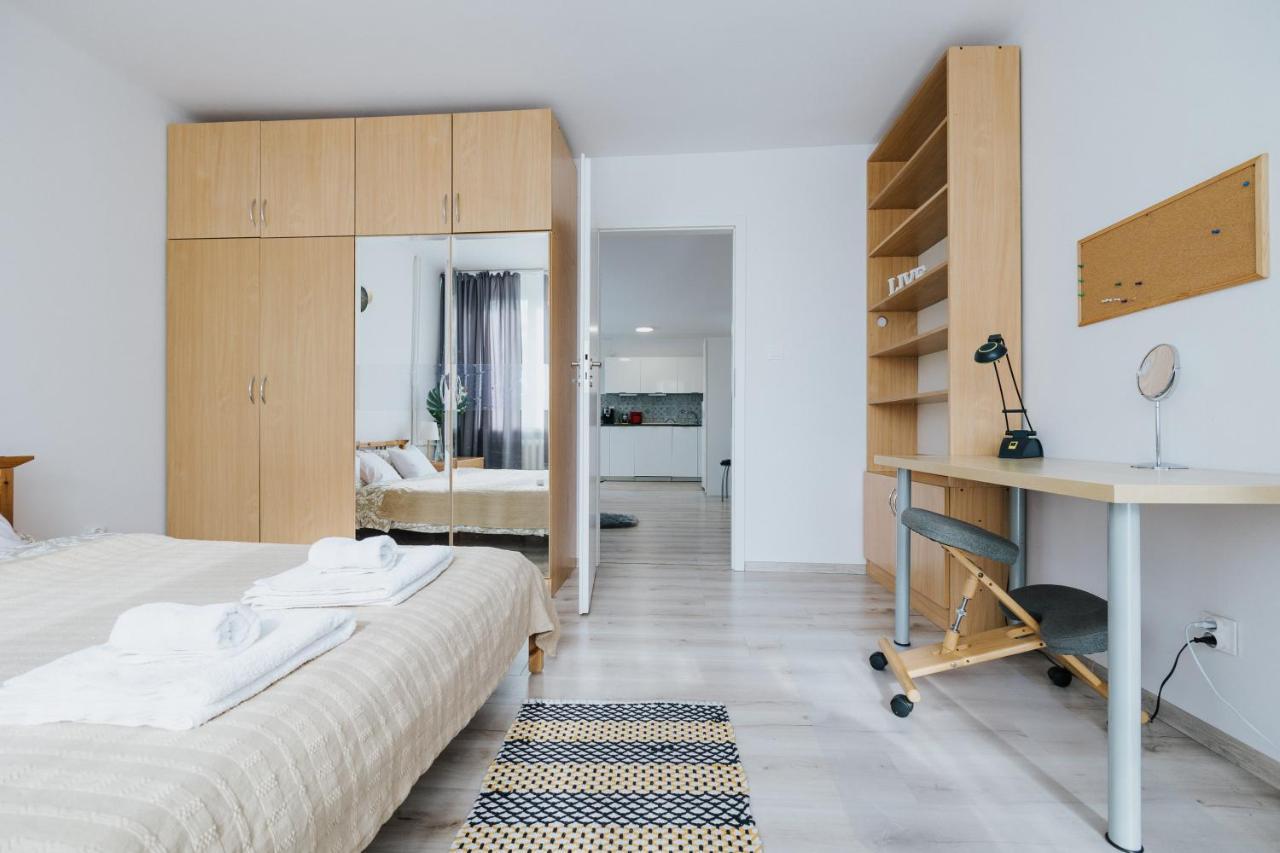 Apartament 29L Daire Krasków Dış mekan fotoğraf