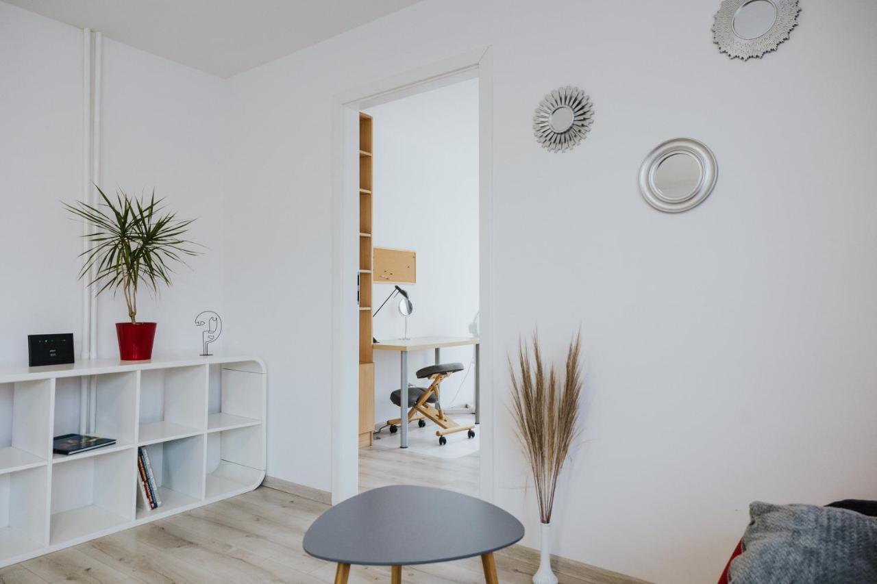 Apartament 29L Daire Krasków Dış mekan fotoğraf
